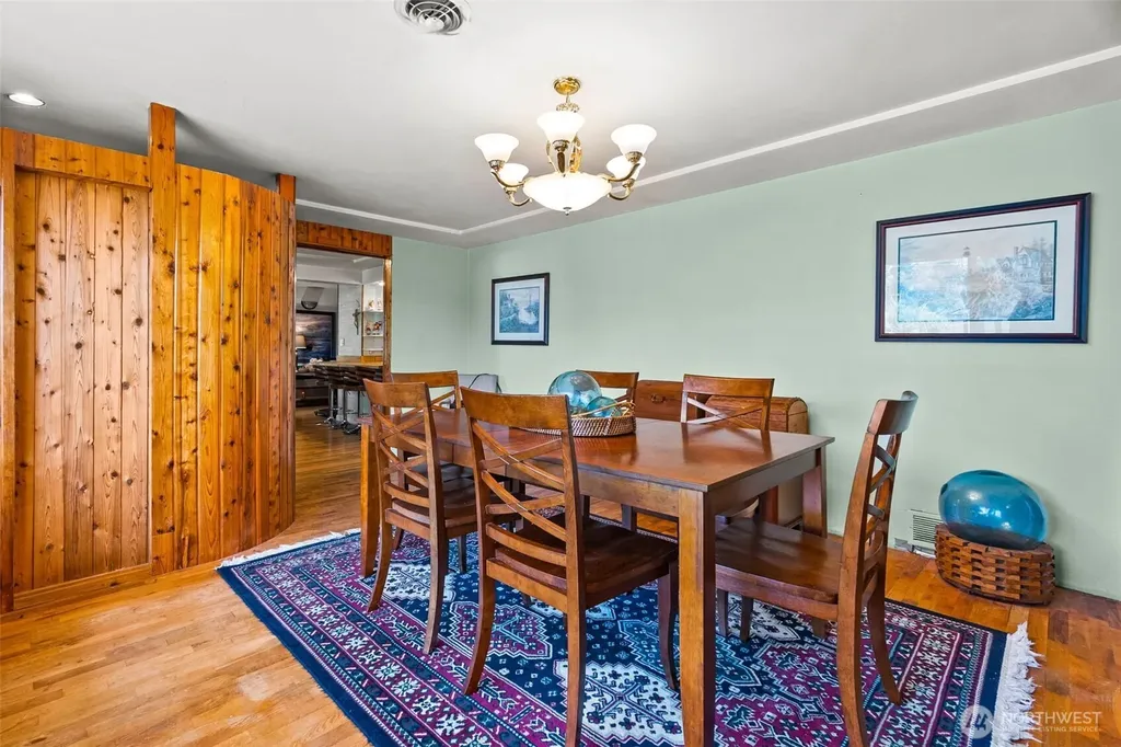 221 W Hunley Westport WA 98595