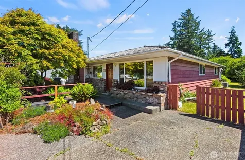 221 W Hunley Westport WA 98595