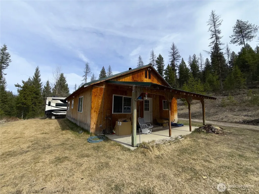 37 Gardner Creek Road Republic WA 99166