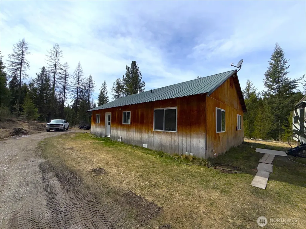 37 Gardner Creek Road Republic WA 99166