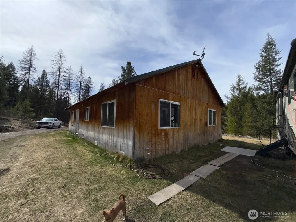 37 Gardner Creek Road Republic WA 99166