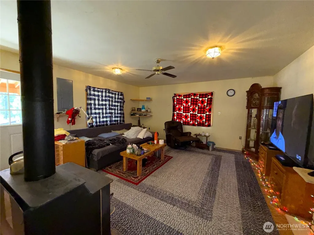 37 Gardner Creek Road Republic WA 99166