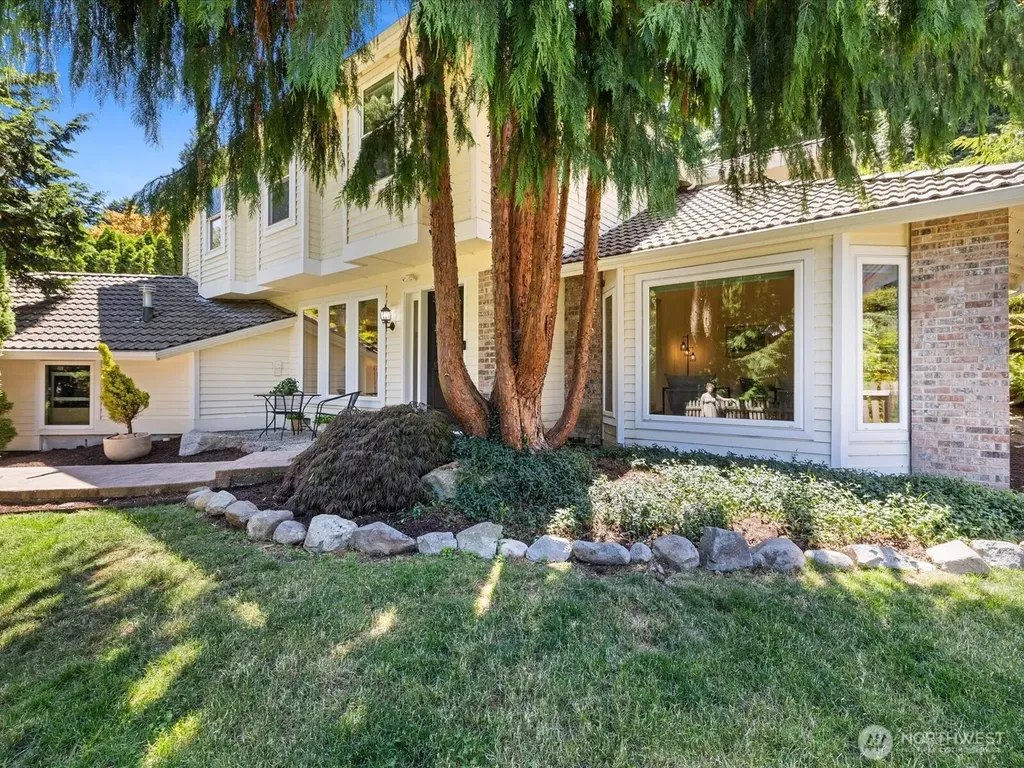 6914 163rd Place SW Edmonds WA 98026
