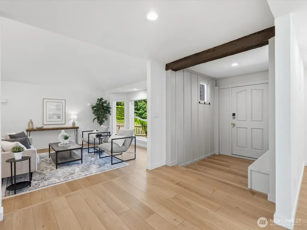 6914 163rd Place SW Edmonds WA 98026