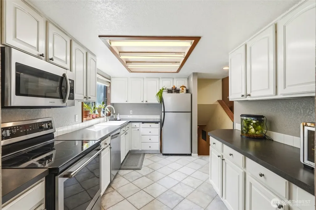 7611 49th Avenue W Mukilteo WA 98275