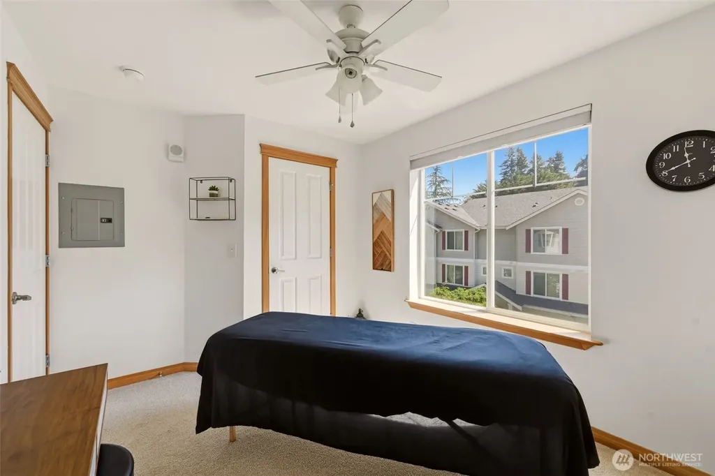 5710 198th Street SW Lynnwood WA 98036