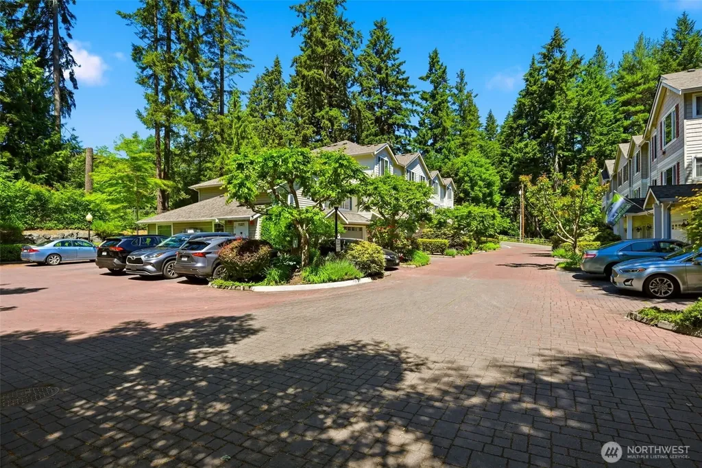 5710 198th Street SW Lynnwood WA 98036