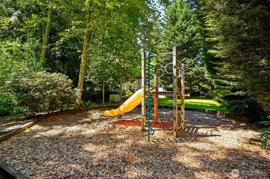 5710 198th Street SW Lynnwood WA 98036