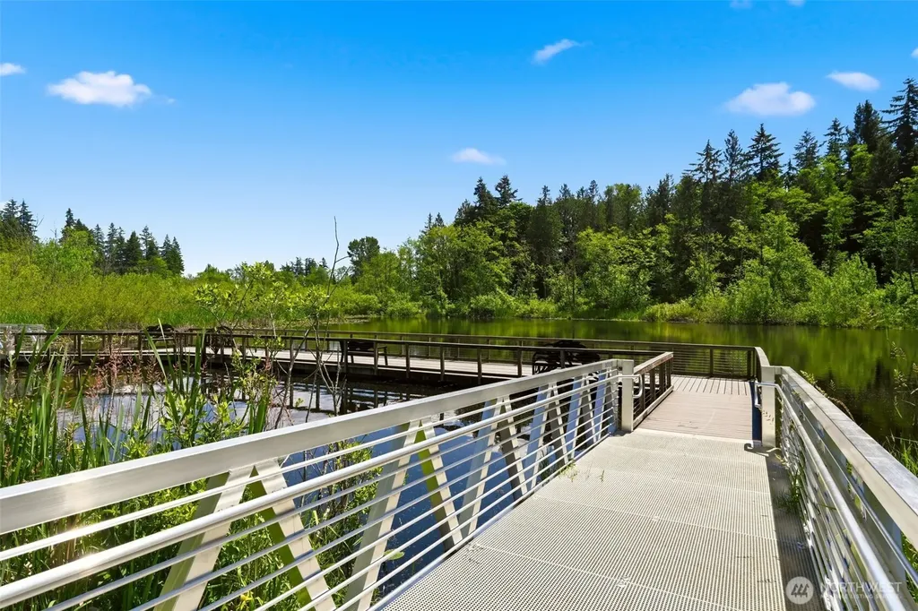 5710 198th Street SW Lynnwood WA 98036