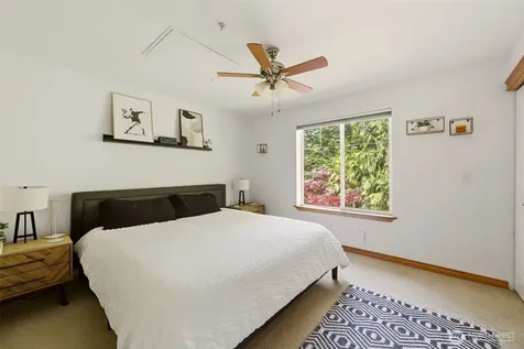5710 198th Street SW Lynnwood WA 98036