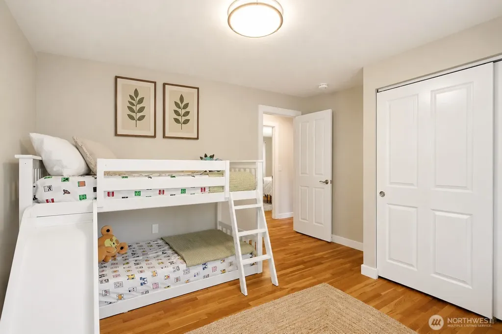 6341 121st Avenue SE Bellevue WA 98006
