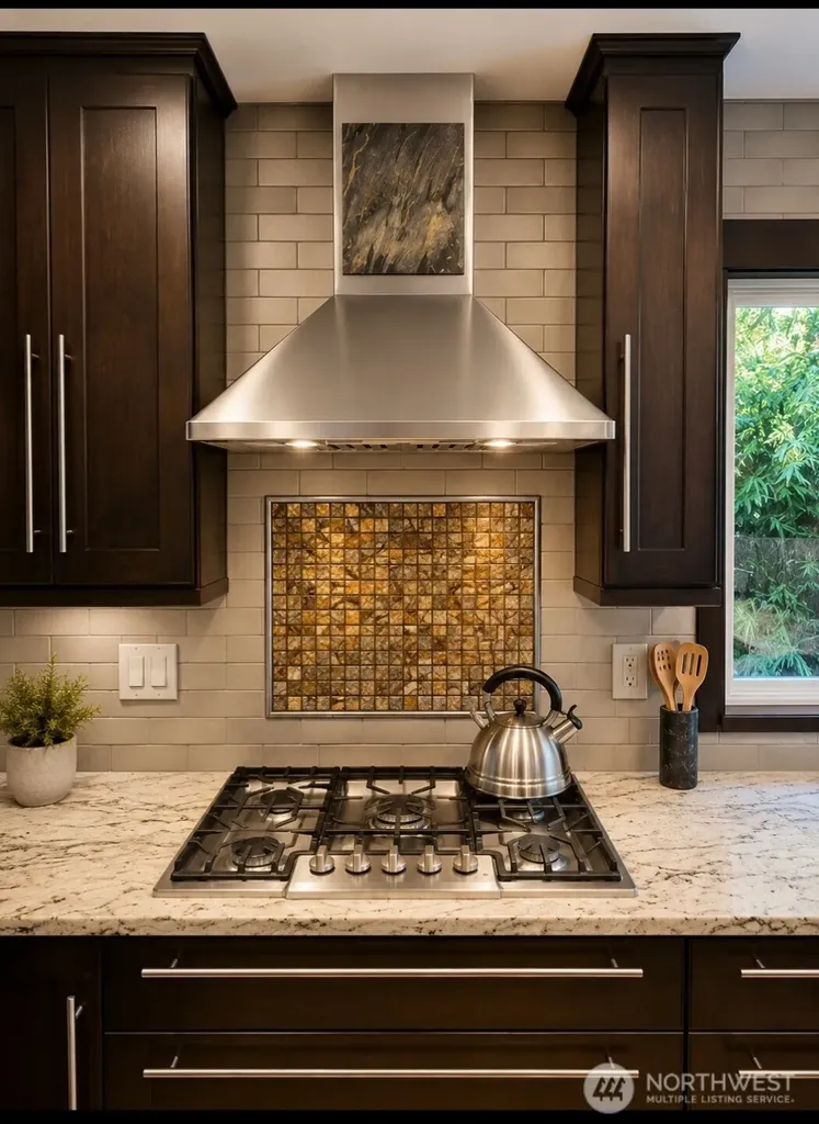 601 152nd Place SW Lynnwood WA 98087