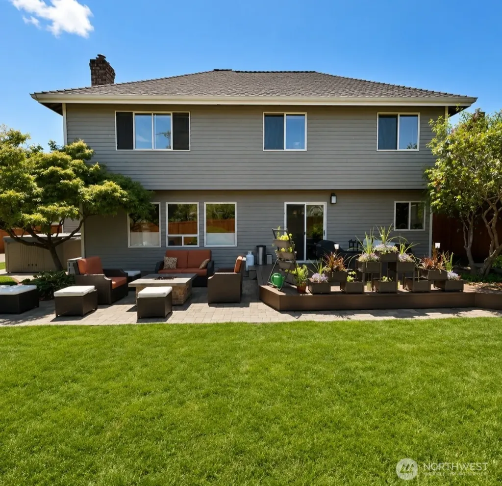 601 152nd Place SW Lynnwood WA 98087