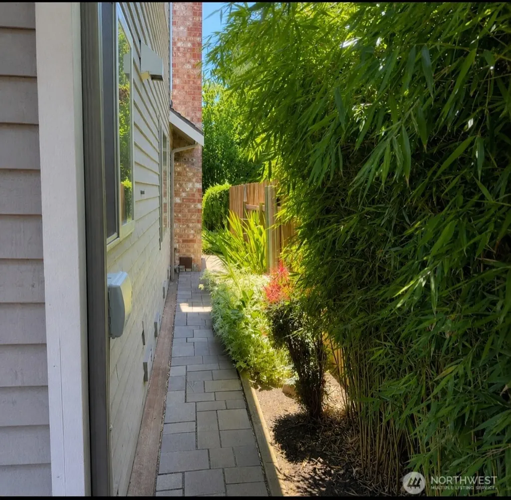 601 152nd Place SW Lynnwood WA 98087