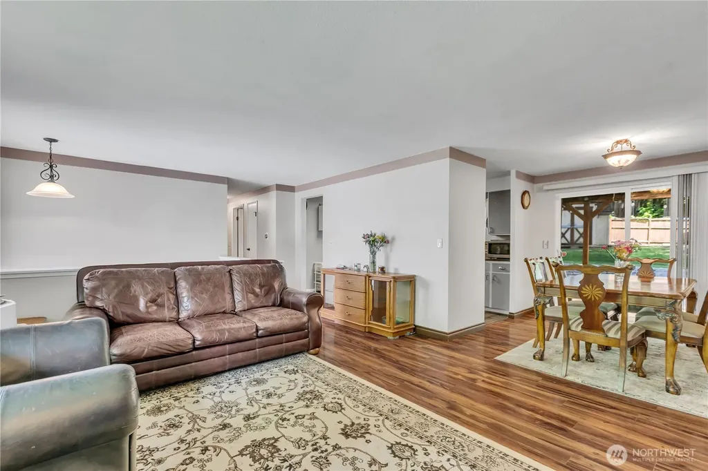 15024 SE 253rd Place Covington WA 98042