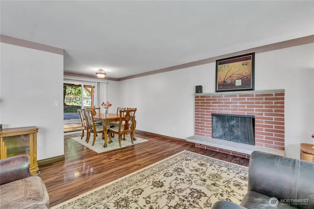 15024 SE 253rd Place Covington WA 98042