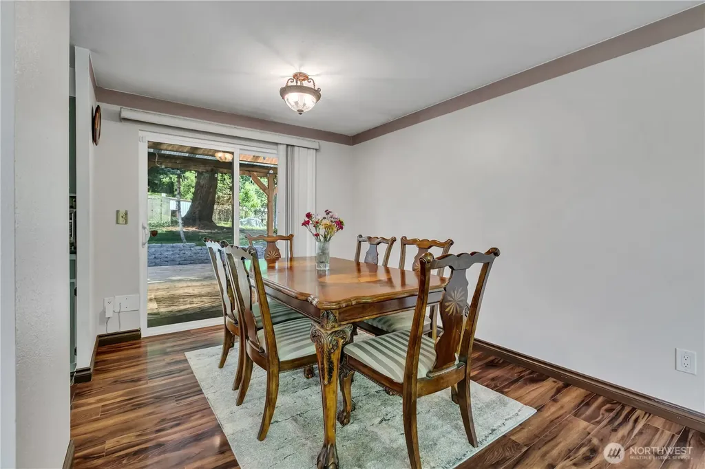 15024 SE 253rd Place Covington WA 98042