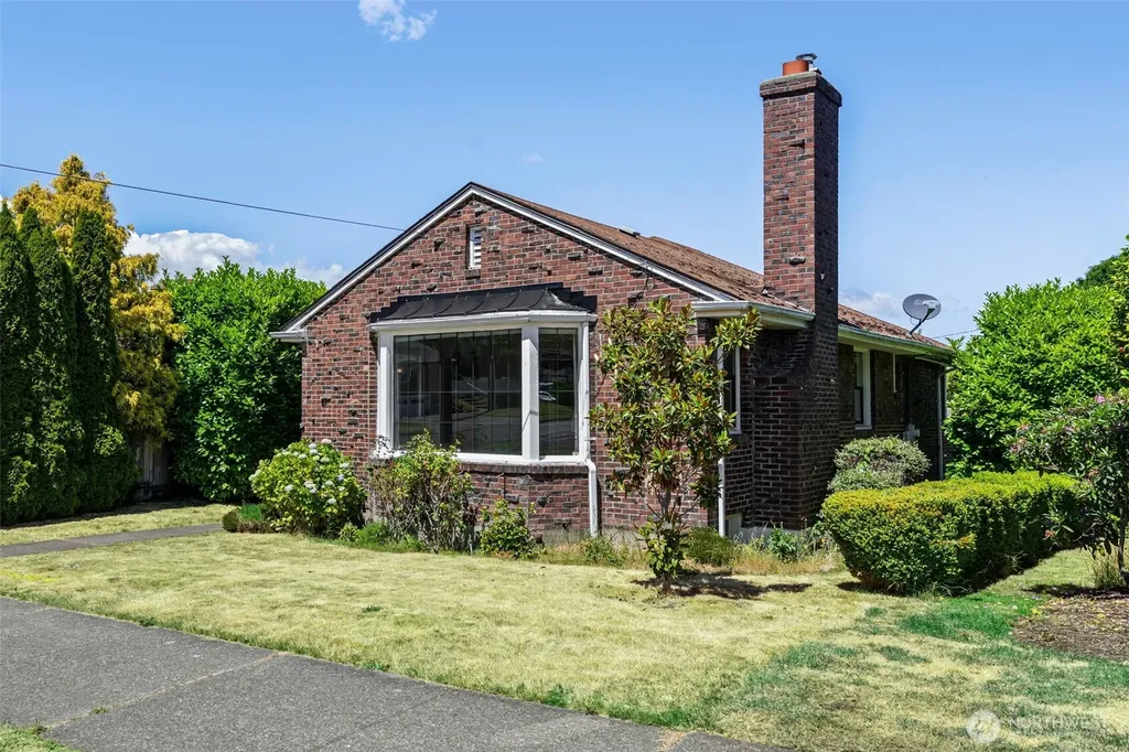 1119 N Tacoma Avenue Tacoma WA 98403