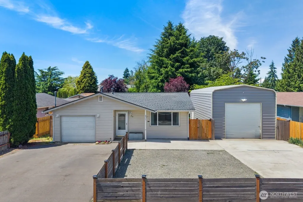 2406 64th Avenue NE Tacoma WA 98422