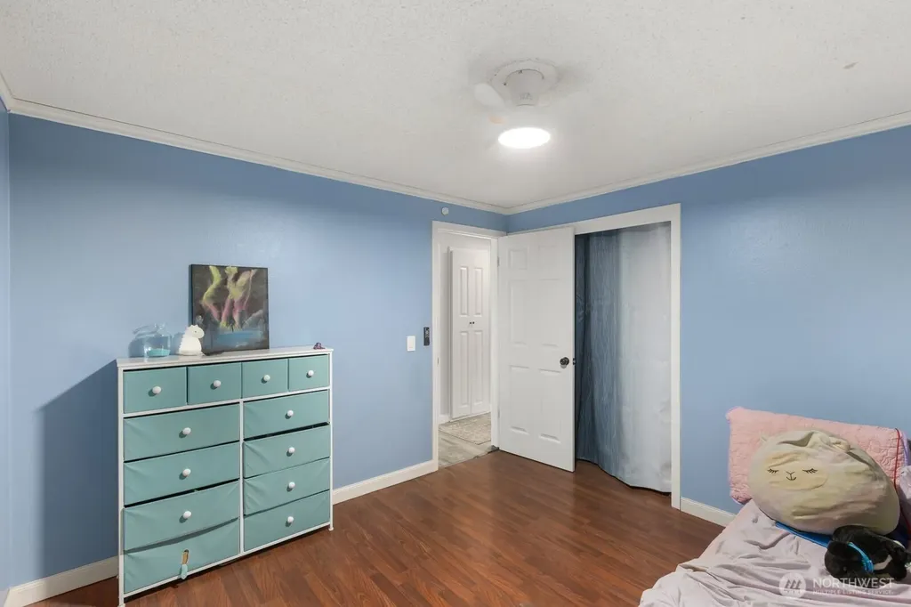 2406 64th Avenue NE Tacoma WA 98422