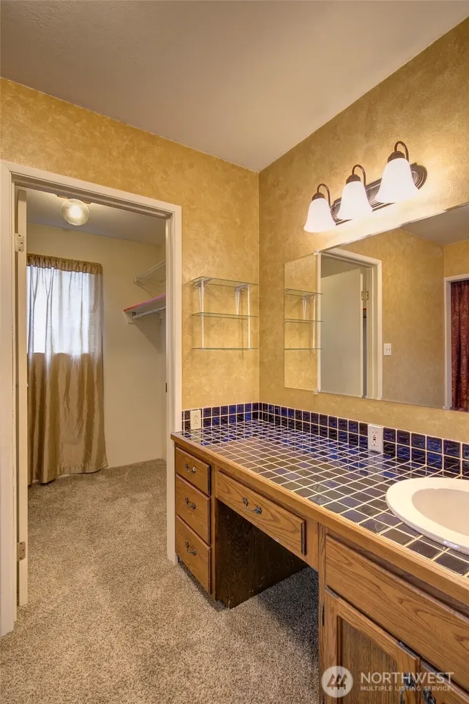 446 Eklund Avenue Hoquiam WA 98550