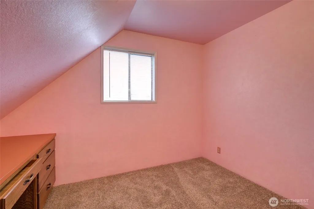 446 Eklund Avenue Hoquiam WA 98550