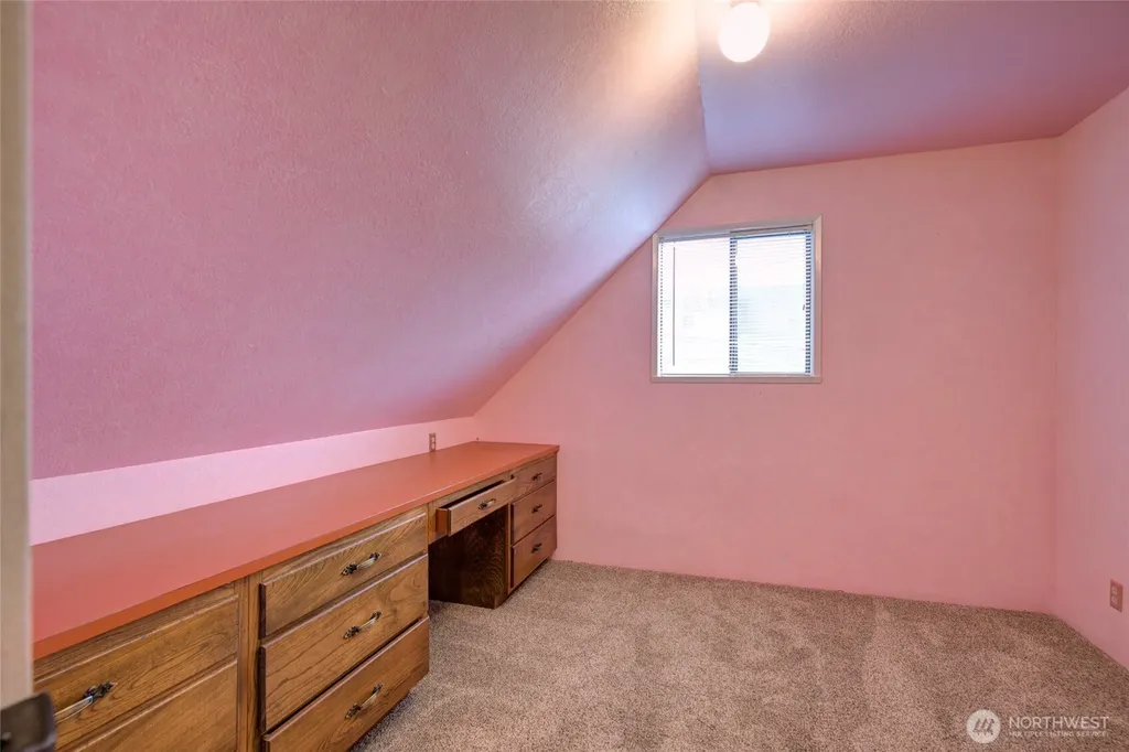 446 Eklund Avenue Hoquiam WA 98550