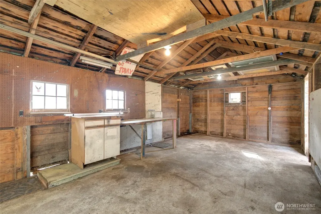 446 Eklund Avenue Hoquiam WA 98550