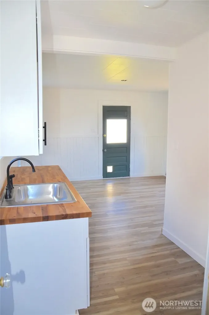 446 Eklund Avenue Hoquiam WA 98550
