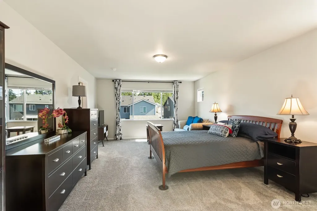 8223 284th Place NW Stanwood WA 98292