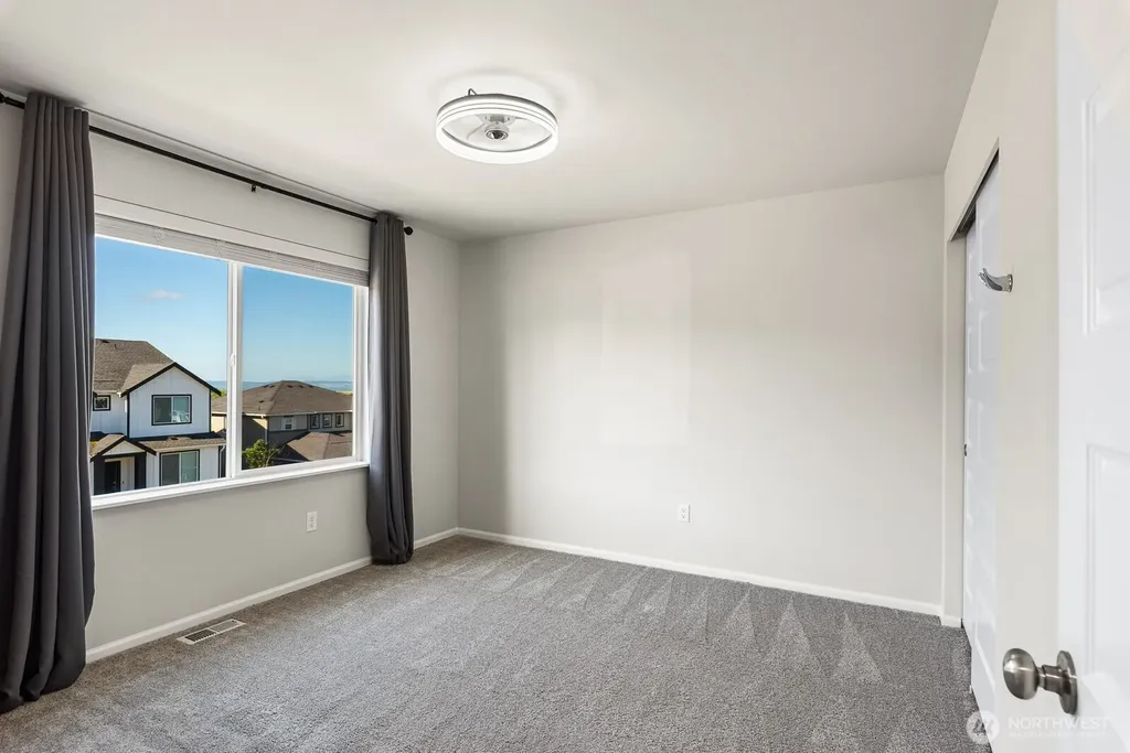 8223 284th Place NW Stanwood WA 98292