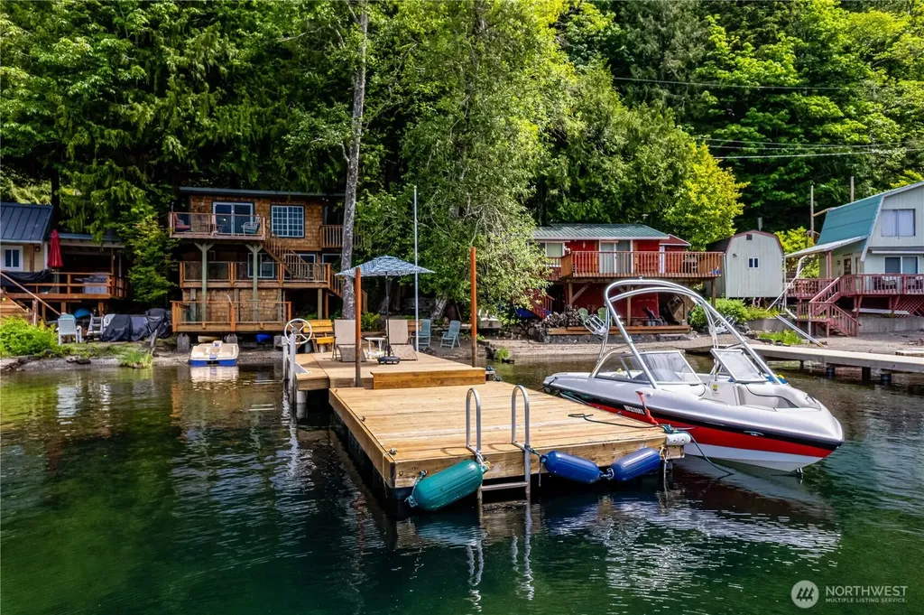 35030 North Shore Drive Mount Vernon WA 98274