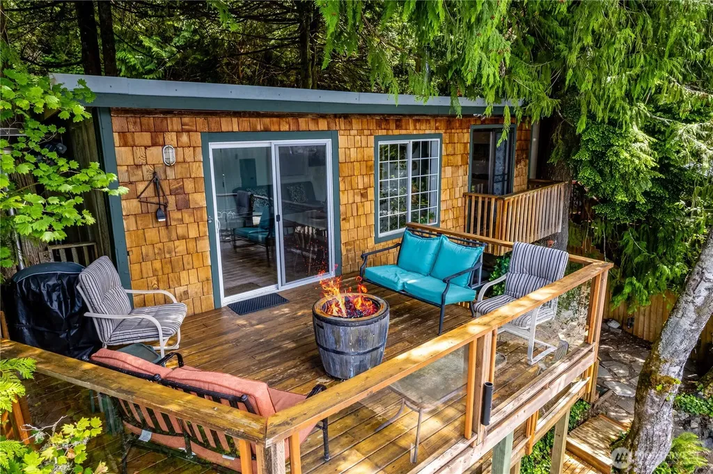 35030 North Shore Drive Mount Vernon WA 98274