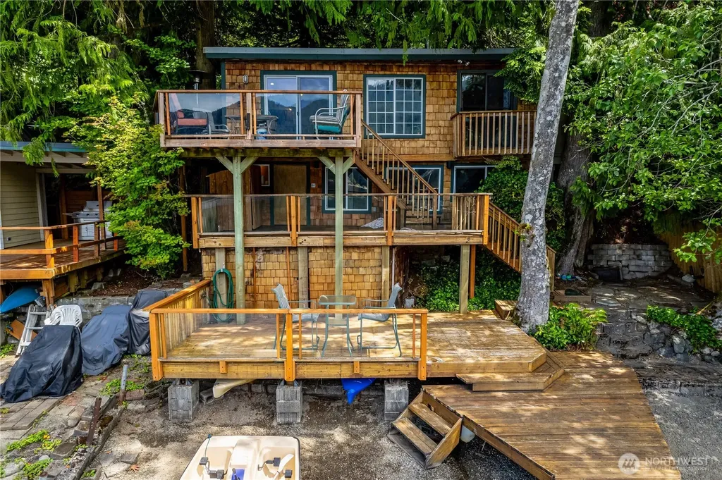 35030 North Shore Drive Mount Vernon WA 98274