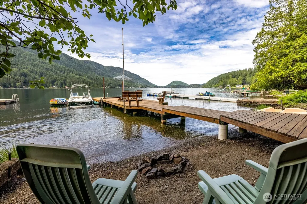 35030 North Shore Drive Mount Vernon WA 98274