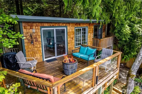 35030 North Shore Drive Mount Vernon WA 98274