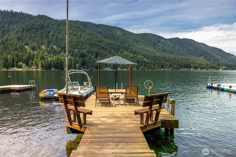 35030 North Shore Drive Mount Vernon WA 98274