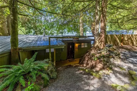 35030 North Shore Drive Mount Vernon WA 98274