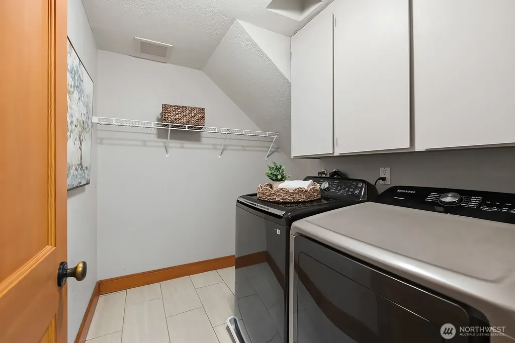 16504 164th Avenue NE Woodinville WA 98072