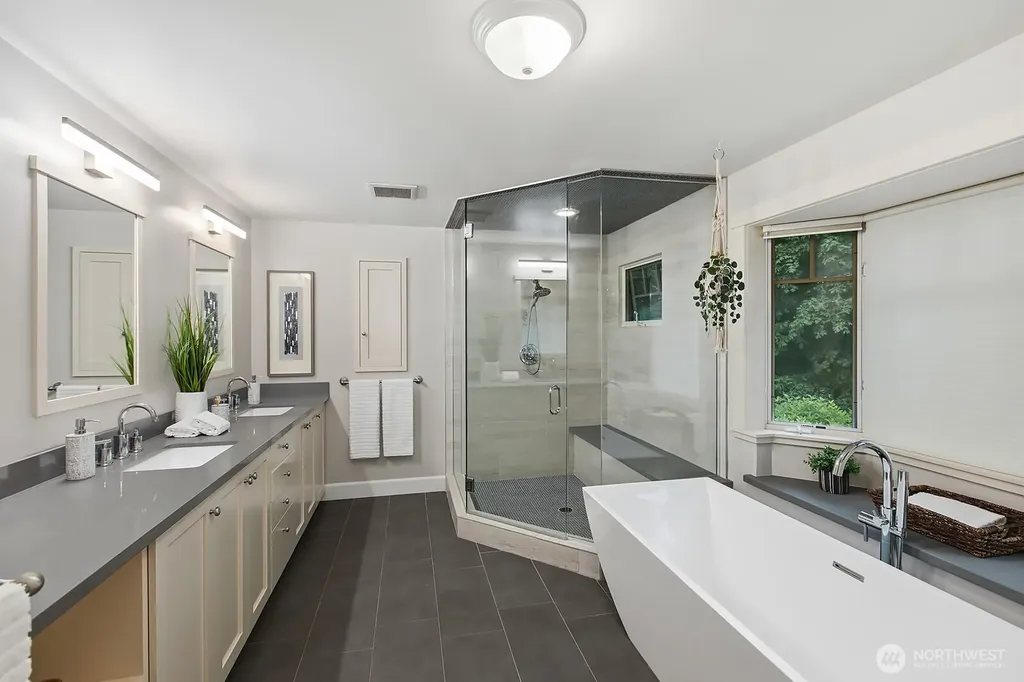 16504 164th Avenue NE Woodinville WA 98072
