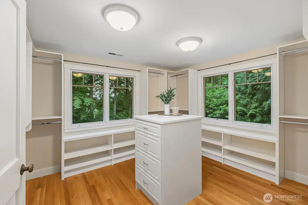 16504 164th Avenue NE Woodinville WA 98072