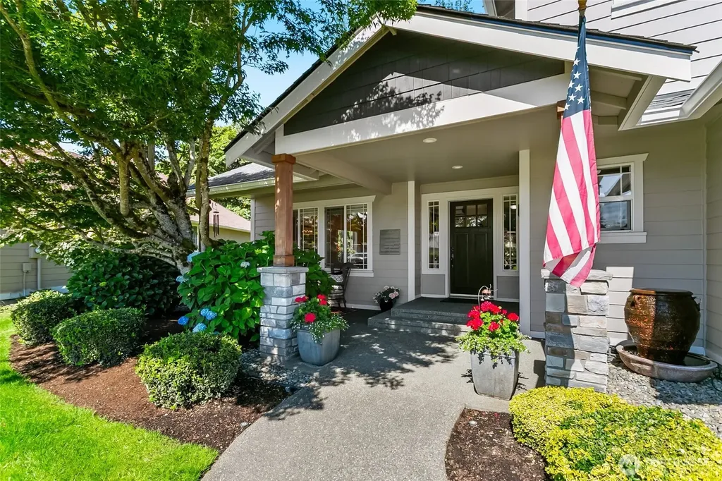 2715 17th Avenue Ct SW Puyallup WA 98371
