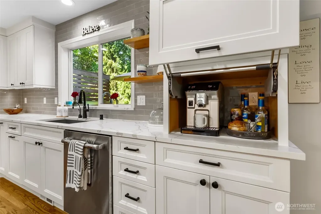 2715 17th Avenue Ct SW Puyallup WA 98371