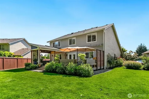 2715 17th Avenue Ct SW Puyallup WA 98371