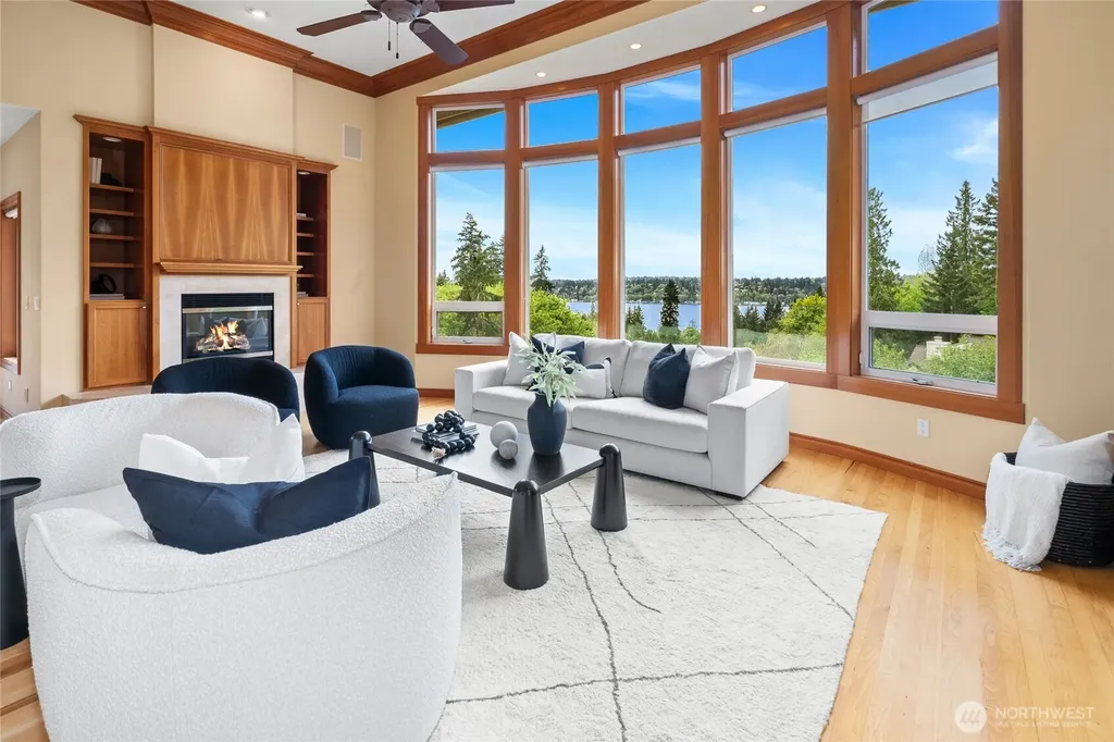 6317 NE 138th Place Kirkland WA 98034