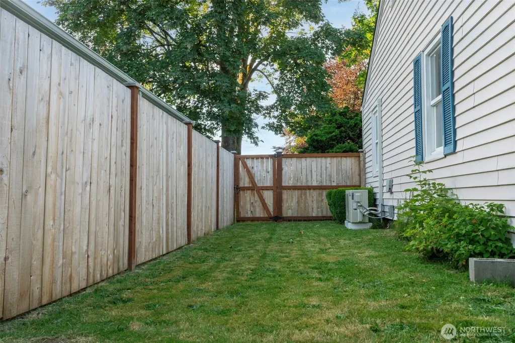 2919 Louisiana Street Longview WA 98632