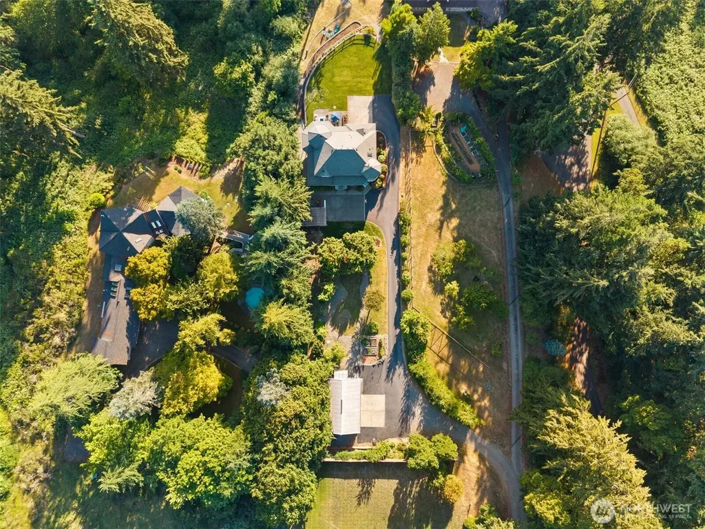 768 6th Avenue Fox Island WA 98333