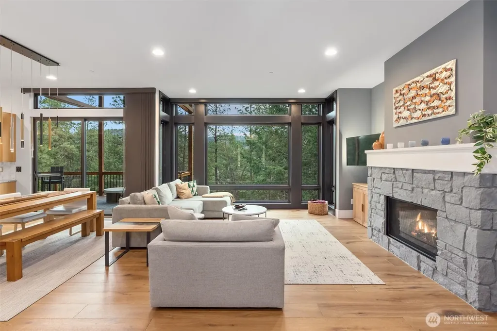 8836 Canal Road Leavenworth WA 98826