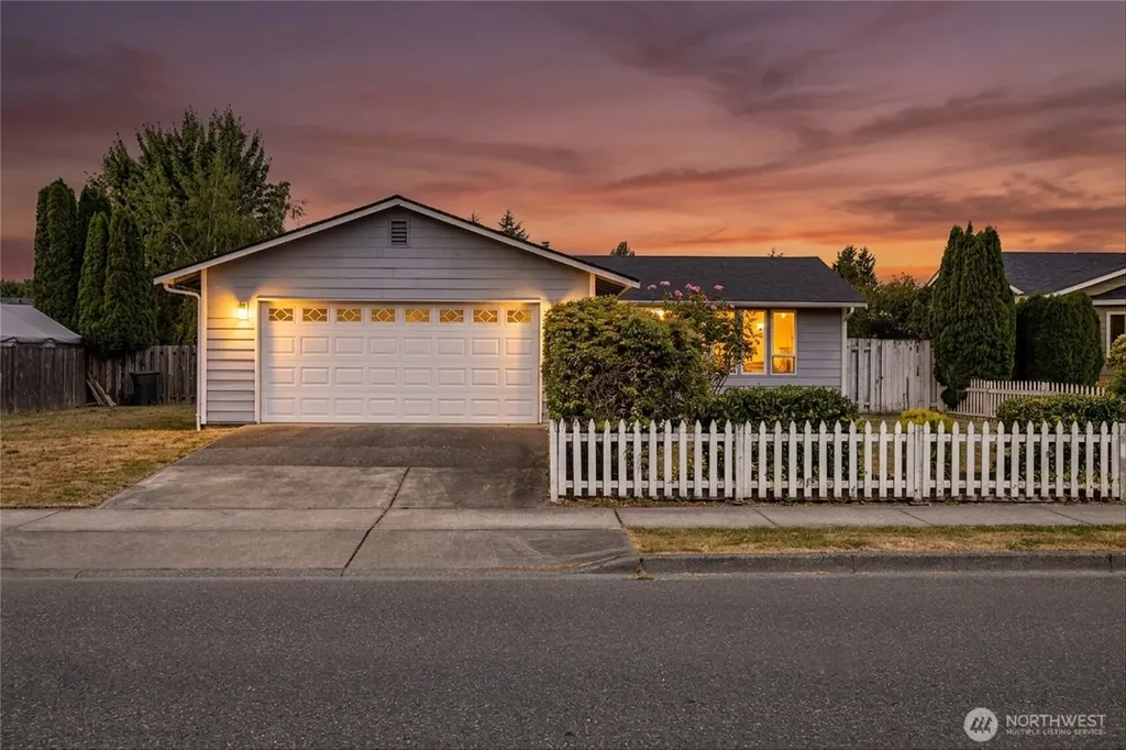 1215 E Gilkey Road Burlington WA 98233