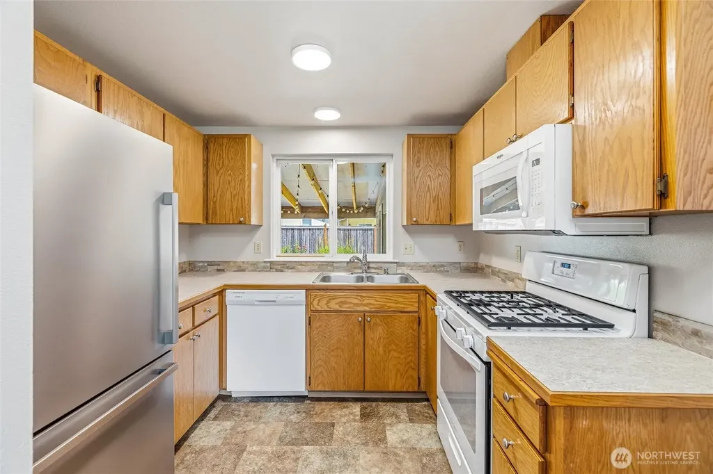 1215 E Gilkey Road Burlington WA 98233